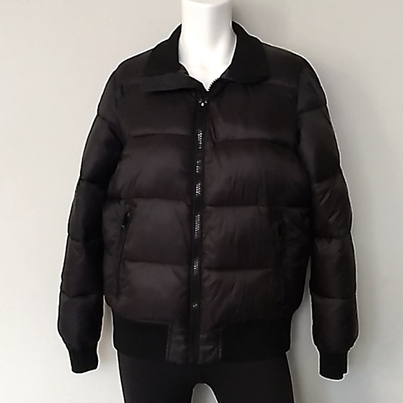 GAP Jackets & Blazers - GAP Womens Black Puffer Jacket.          Sz Small. NWOT